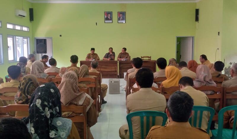 Bupat iLotim Gelar Rakor dengan Dinas Perternakan dan Pertanian