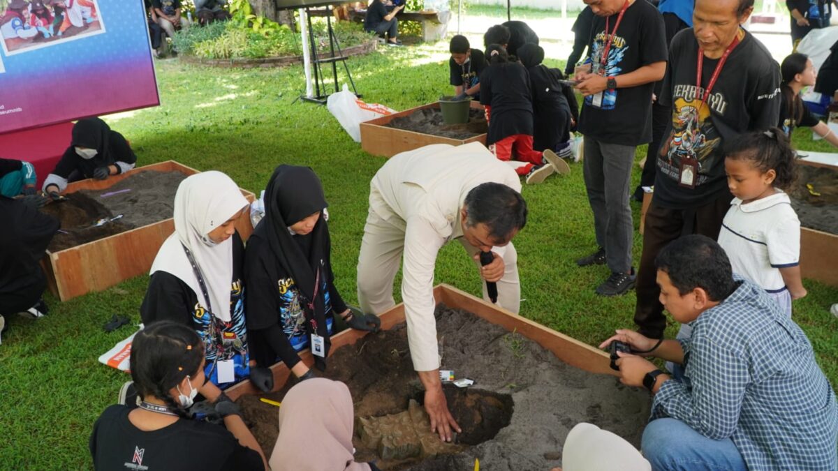 Museum Negeri NTB Kenalkan Dunia Arkeologi Sejak Dini Lewat Kegiatan Belajar Bersama Arkeolog Cilik