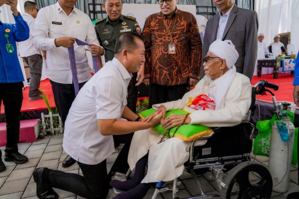 Gubernur NTB Dampingi Menkes RI Resmikan Klinik Asy Syifa Qamarul Huda