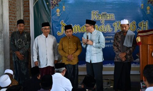 Wabup Lombok Timur Sholat Jumat dan Sampaikan Pesan Persatuan di Hari Raya Idul Adha 1446 H