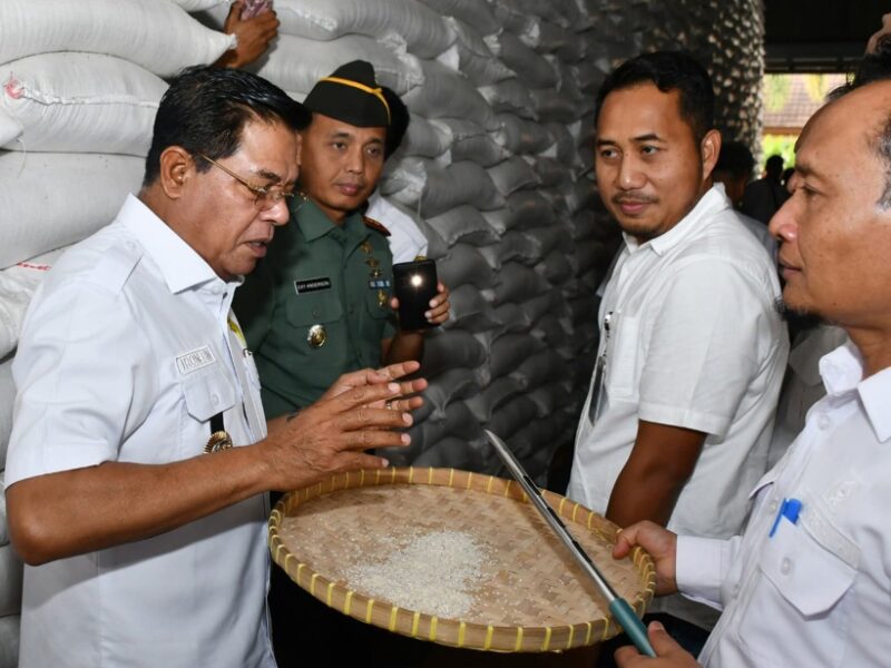 Bupati Lotim Launching Bantuan Pangan, Tekankan Pentingnya Ketahanan dan Kedaulatan Pangan