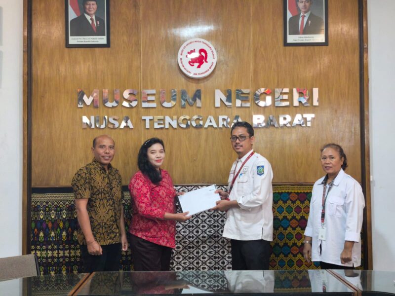 Museum NTB dan Dosen UHN Teliti Moderasi Beragama pada Lontar Puspakarma