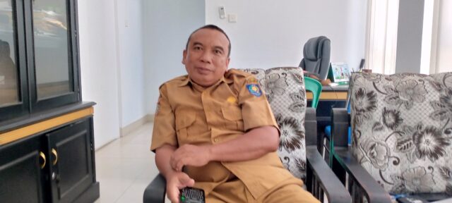 Pemkab Lotim Mulai Proyek Swakelola Pemeliharaan Jalan Strategis