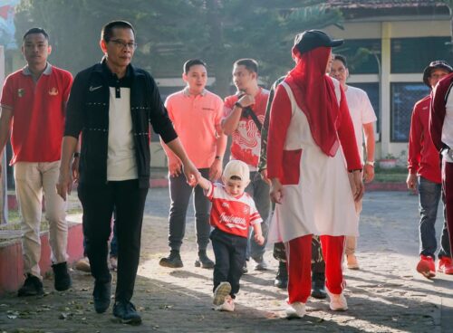 Pemerintah Kecamatan Selong Gelar Jalan Sehat dan Pasar Murah Memeriahkan HUT RI ke-80