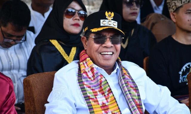 Luar Biasa, Bupati Lotim Gratiskan PBB Bagi Masyarakat Kurang Mampu dan Siap Evaluasi Kenaikan Pajak