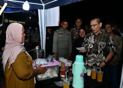 Dorong UMKM, Wakil Bupati Lombok Timur Resmi Buka Car Free Night