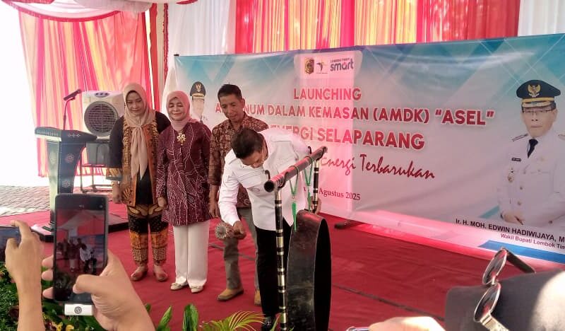 Bupati Lotim Resmikan Kembali Produksi Air Kemasan ASEL Setelah Vakum Tiga Tahun