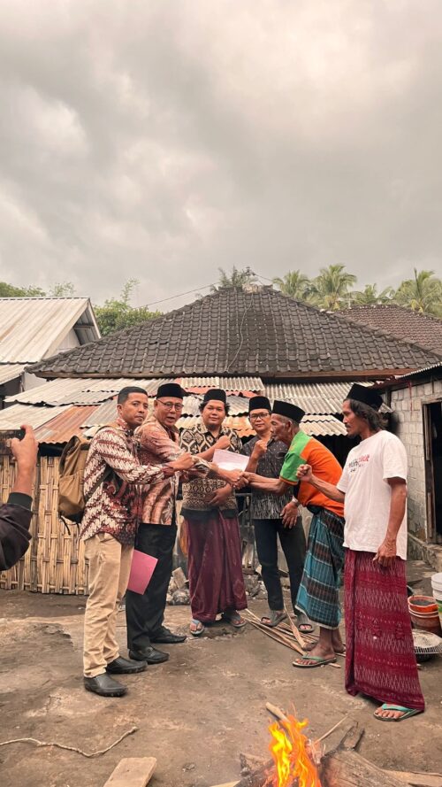 BAZNAS Lombok Timur Salurkan Bantuan Darurat untuk Korban Bencana dan Warga Sakit Kronis