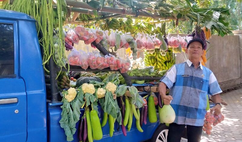 Dinas Pertanian Lotim Kerahkan 500 ASN Arak Hasil Pertanian, Dibagikan Gratis ke Warga