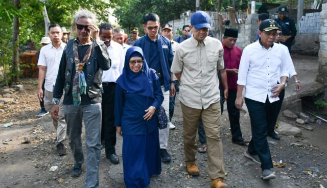 Menteri Transmigrasi Tinjau, Dorong Pembangunan Infrastruktur dan Ekonomi Digital di Kawasan Transmigrasi