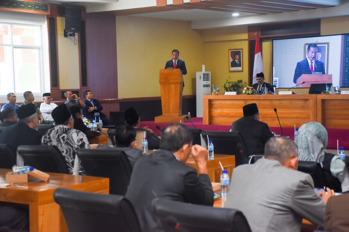 Penandatanganan Nota Kesepahaman KUA-PPAS APBD Perubahan TA 2025