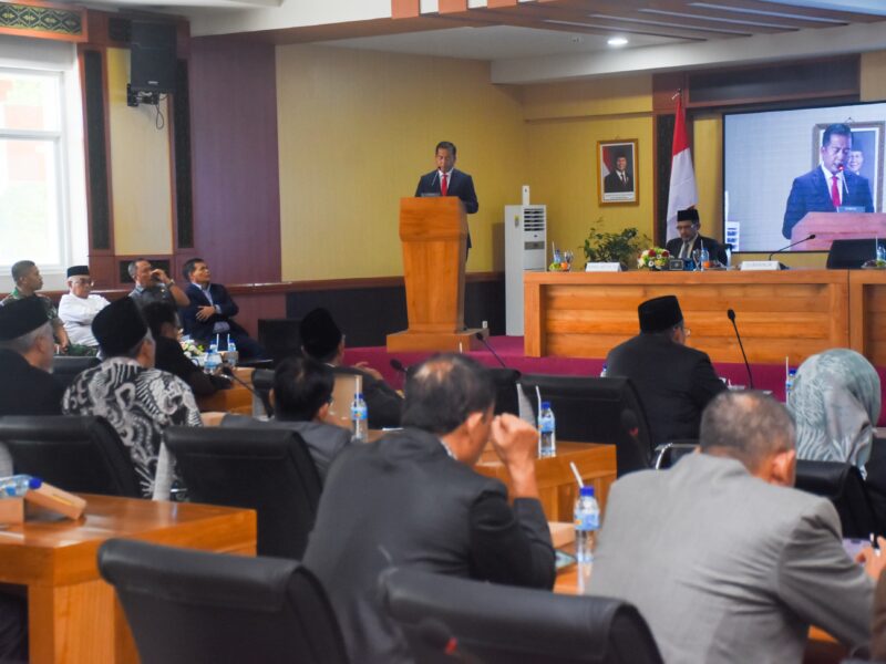 Penandatanganan Nota Kesepahaman KUA-PPAS APBD Perubahan TA 2025