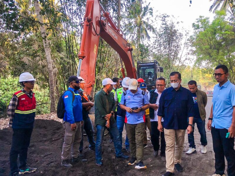 Perbaikan Jalan Simpang Pototano-Simpang Seteluk dan Jalan Pohgading-Tanjung Geres