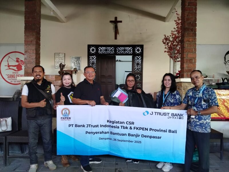 Laskar Sasak Korwil Denpasar Bali bersama FKPEN dan JTrust Bank salurkan bantuan terdampak banjir