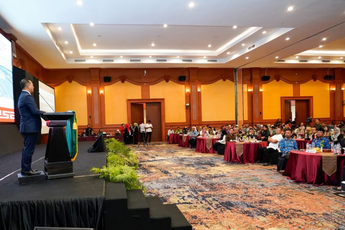 Seminar Penguatan dan Perlindungan Hukum bagi Notaris dan PPAT