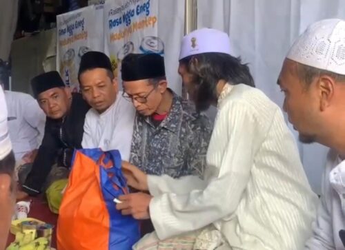 Santunan Dikembalikan oleh Wali Santri Korban Musibah Pesantren Al-Khoziny