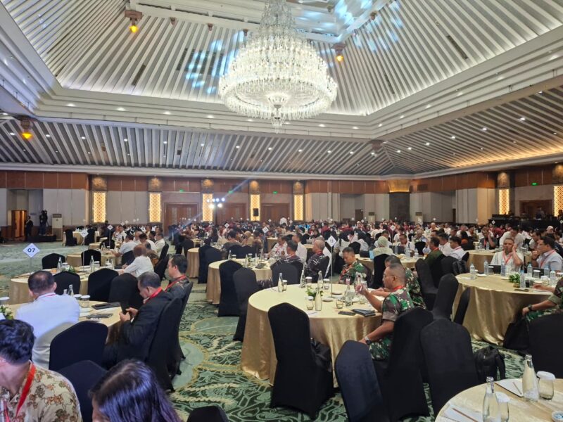 Kajian Publik, Menko Pulkam Ajak Seluruh Elemen Bangsa Tingkatkan Ketahanan Nasional