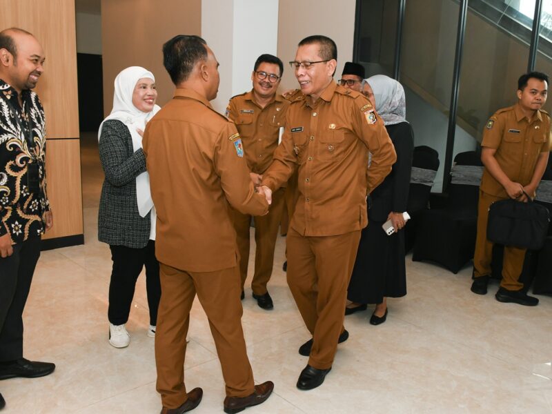 Wabup Lotim Hadiri RUPSLB PT BPR NTB Perseroda, Bahas Perubahan Anggaran Dasar hingga Rencana Konversi Syariah