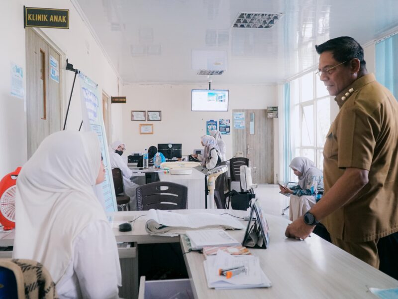 Pastikan Pelayanan Optimal, Bupati Lotim Tinjau RSUD, PT Selaparang Finansial, dan SMPN 2 Labuhan Haji