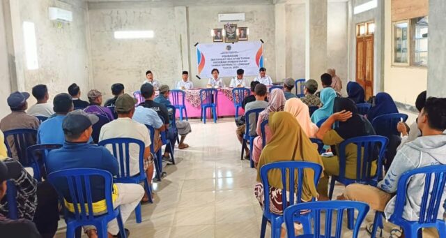 Kantor Pertanahan Lotim Serahkan 200 Sertipikat Tanah kepada Warga Wanasaba Lauk