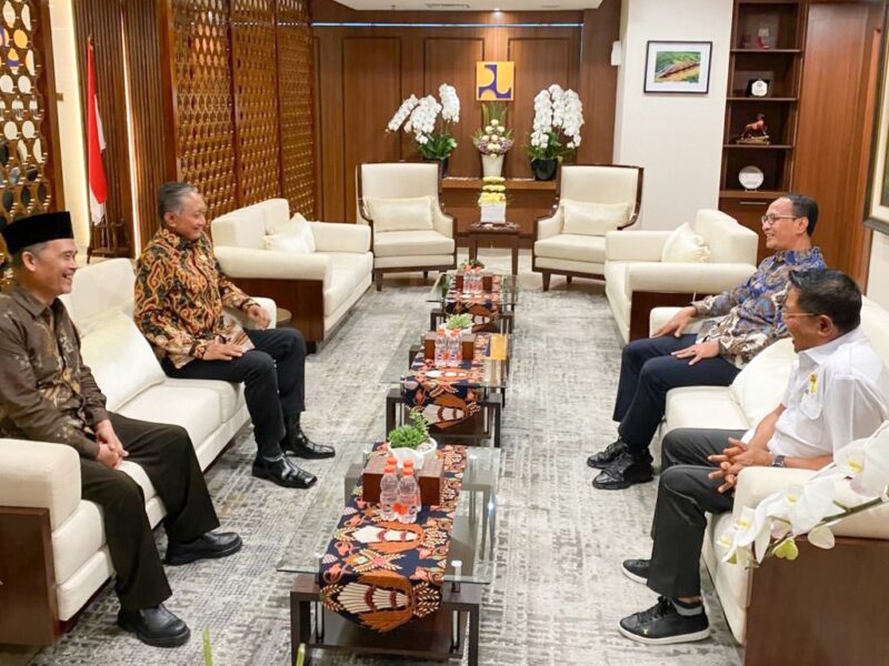 Bupati Lotim Temui Menteri PUPR