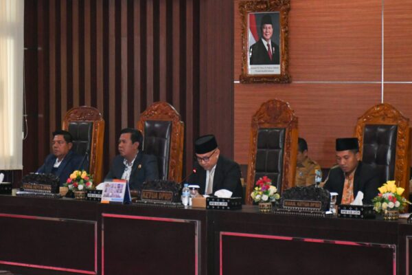 Wabup Lotim Respons Pandangan Fraksi Soal Pangan, Infrastruktur, hingga Tata Kelola