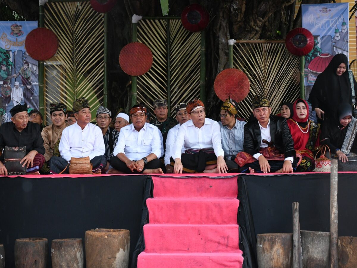 Hujan Mengiringi Penutupan Pesona Budaya Pengadangan