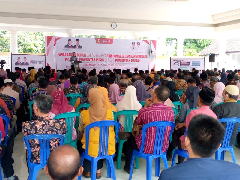 Bupati Lombok Timur Izinkan 1.600 Honorer Non-Database Tetap Bekerja: “Kita Biarkan Sesuai Keinginannya”