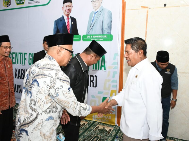 Pemda Lotim Salurkan Insentif Guru Kemenag, Harapan Meningkatkan Kesejahteraan Pendidik