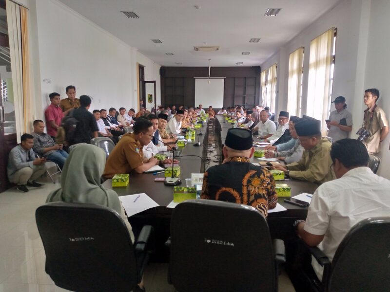 Setahun MBG di Lombok Timur: Kasus Keracunan Muncul, Nilai Tukar Petani Justru Melonjak