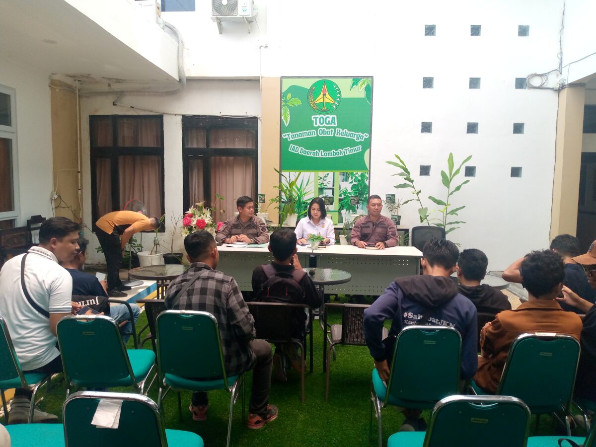 Kejari Lotim Perkuat Silaturahmi dengan Media Lewat Temu Wartawan