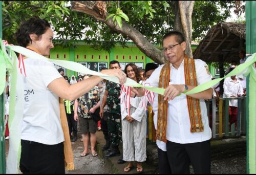 Wabup Lotim Resmikan Lima RKB Bantuan Happy Hearts di SDN 2 Gunung Malang
