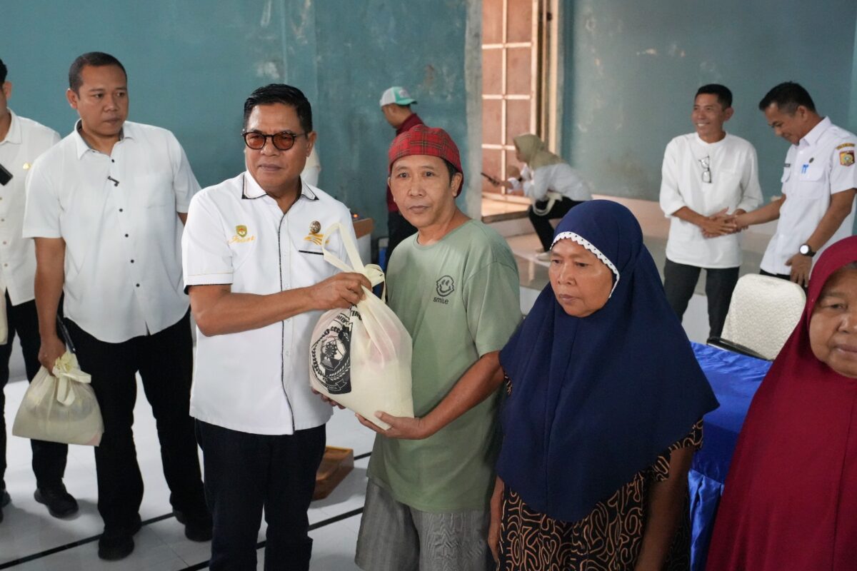 Bupati Lotim Luncurkan Paket Sembako