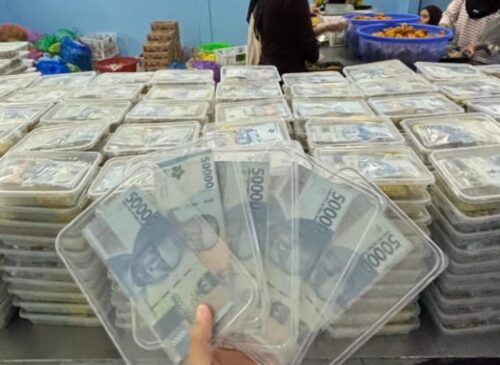 SPPG Loyok Berbagi Sisipkan Uang 50 Ribu