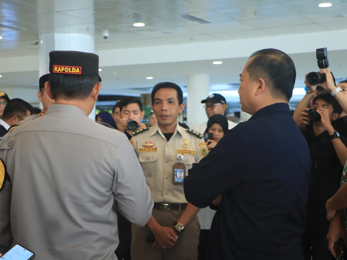 Gubernur NTB Tinjau Pergerakan Penumpang di BIL