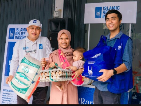 Islamic Relief Resmikan Kantor LAZNAS YRII NTB, Salurkan 280 Paket Ramadan untuk Yatim dan Dhuafa