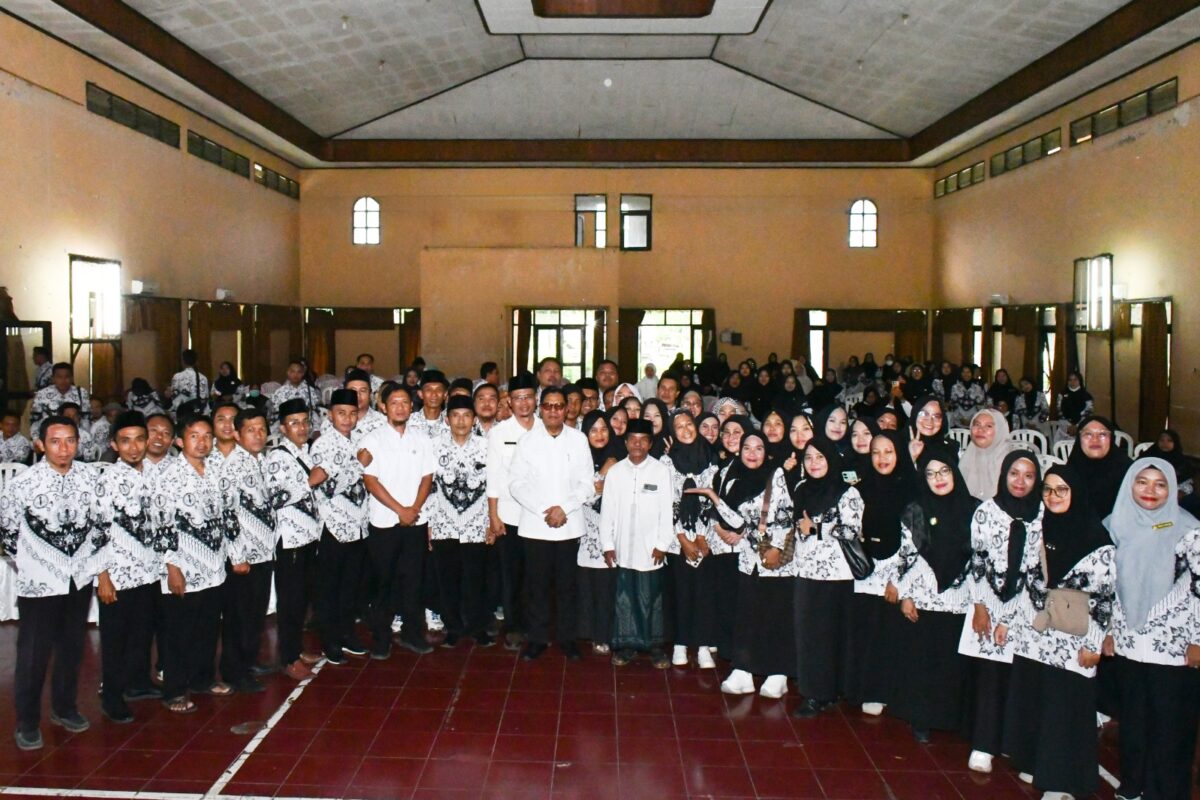 Bupati Lotim Jamin Perpanjangan SK PPPK