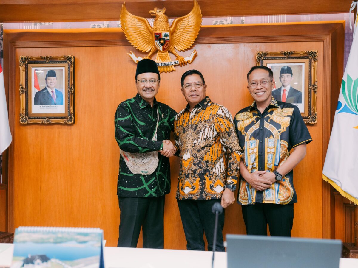 Bupati Lotim Sampaikan Tiga Isu ke Mensos