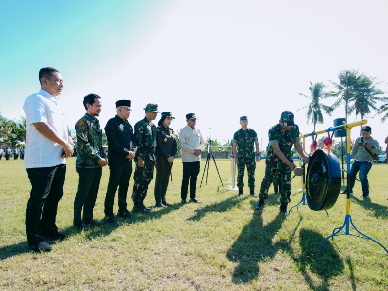 Bupati Lotim Hadiri Penutupan TMMD ke-128 di Suralaga