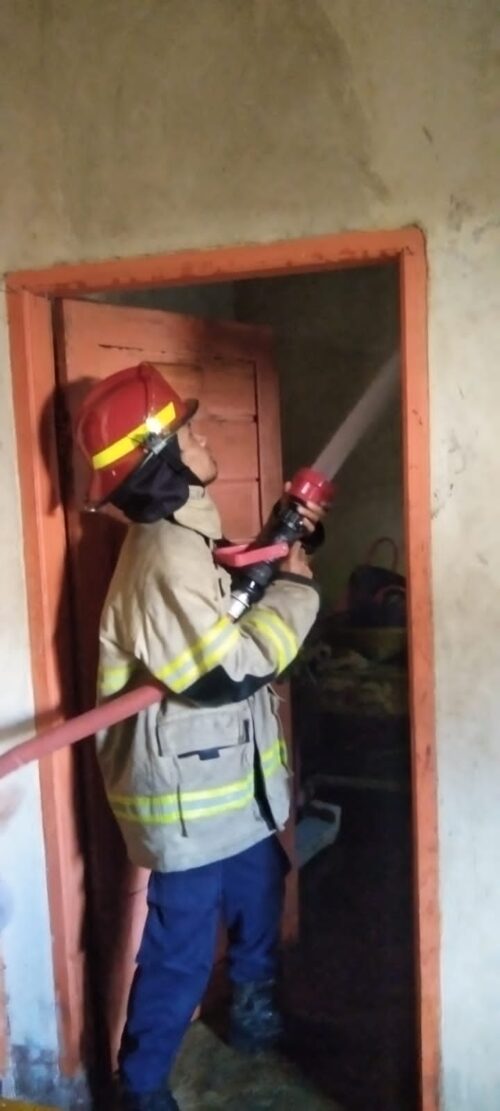 Rumah Warga di Paok Lombok Terbakar, Diduga Akibat Korsleting Listrik