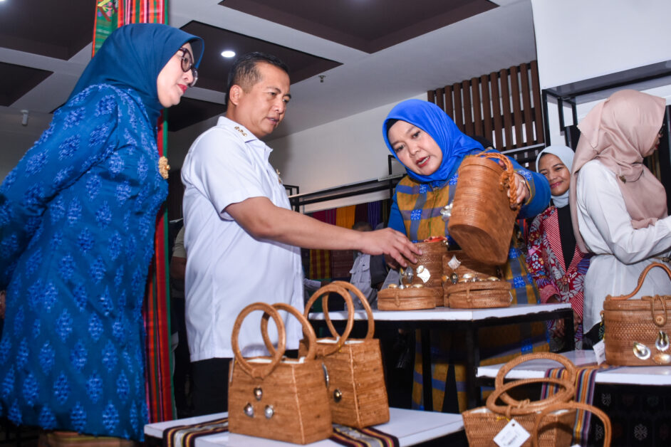 Peresmian Bale Kita Rumah Produk Autentik UMKM NTB langsung oleh Gubernur