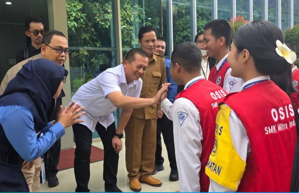 Perkuat Kemitraan antar Sekolah, Gubernur : Akselerasi Transformasi SMK Berbasis Industri