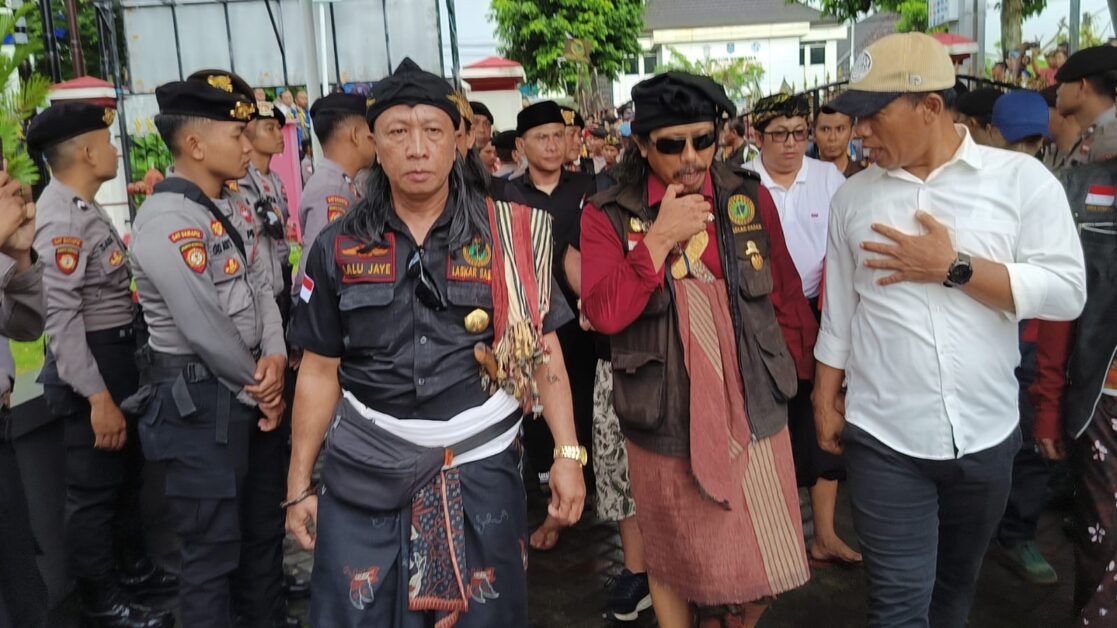 Laskar Sasak Kutuk Keras Dugaan Intimidasi Oknum DPD RI pada Mediasi Kasus Penjahit Rasis: “Warga Lombok Tidak Sendiri!”