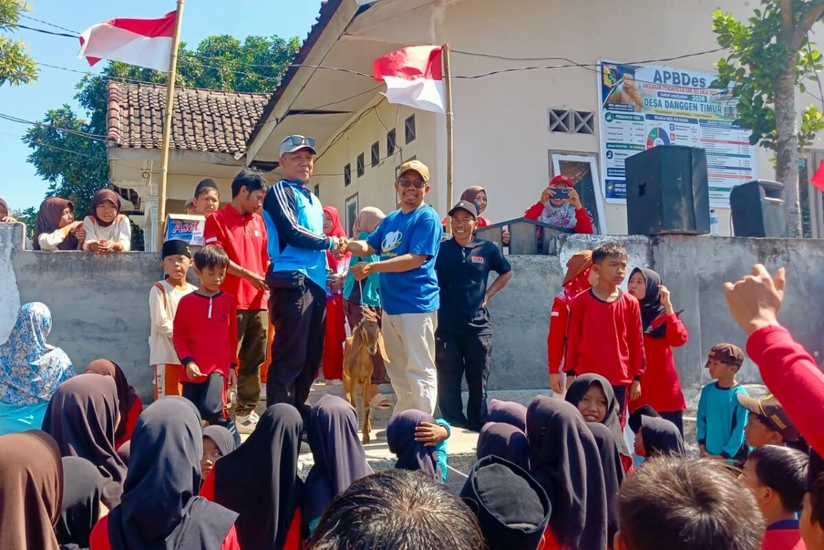 HUT ke-81 RI di Denggen Timur Diramaikan Jalan Sehat Berhadiah Kambing