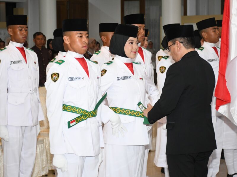 Jangan Biarkan Disiplin Berakhir Saat Seragam Dibuka