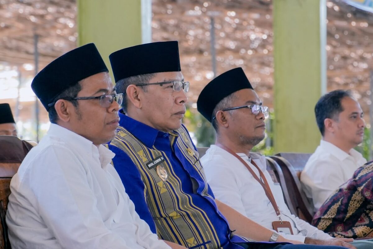 Buka PKKMB Universitas Hamzanwadi, Wabup Lombok Timur Tekankan Integritas dan Karakter Mahasiswa