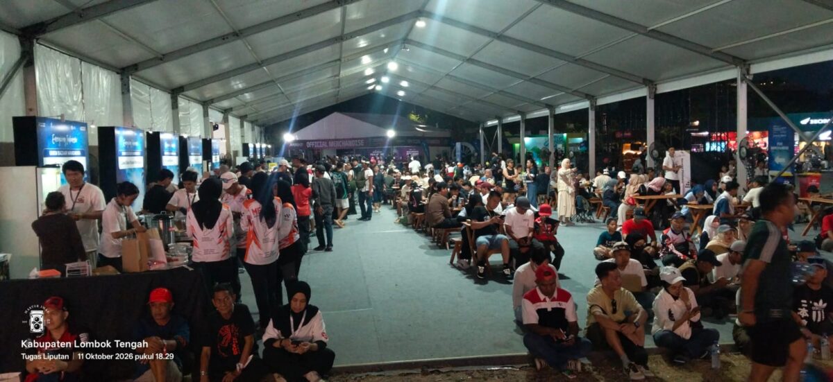 Tenun hingga Kuliner NTB Raup Jutaan Rupiah di MotoGP Mandalika